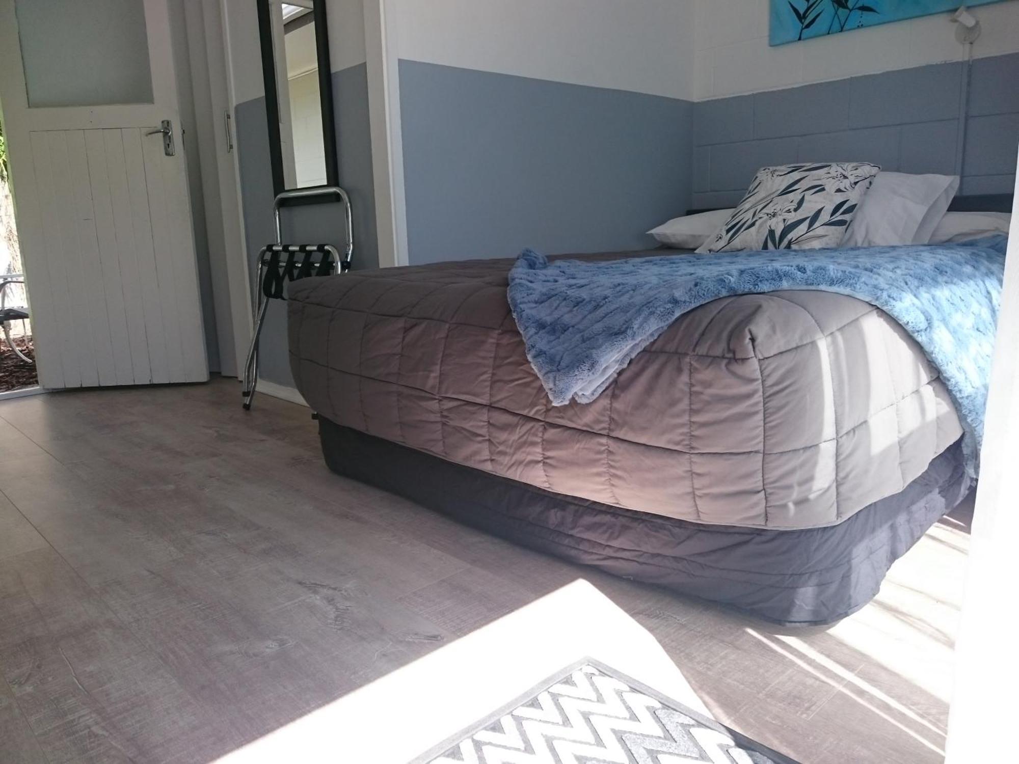 Aarangi Tui 3*