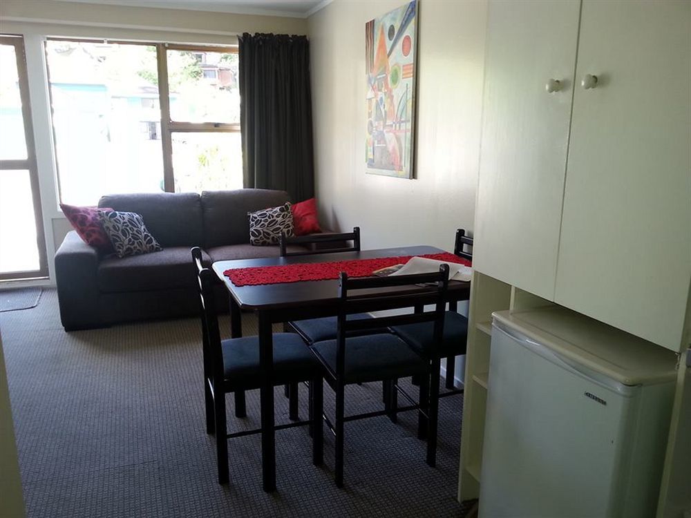 Aarangi Tui Motel